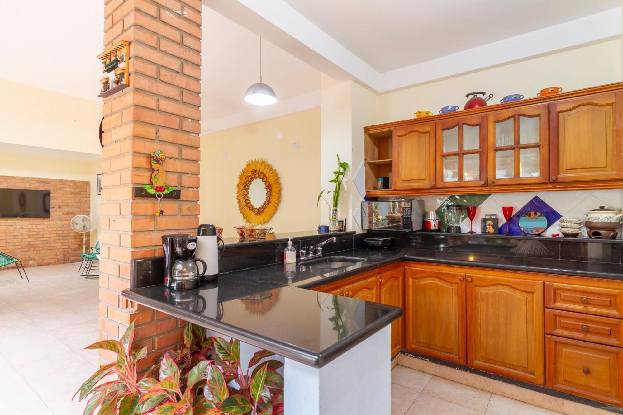 Hostal Cartagonova - Habitaciones Privadas Y Amplias Cerca A Zonas Turisticas Kartagena Zewnętrze zdjęcie